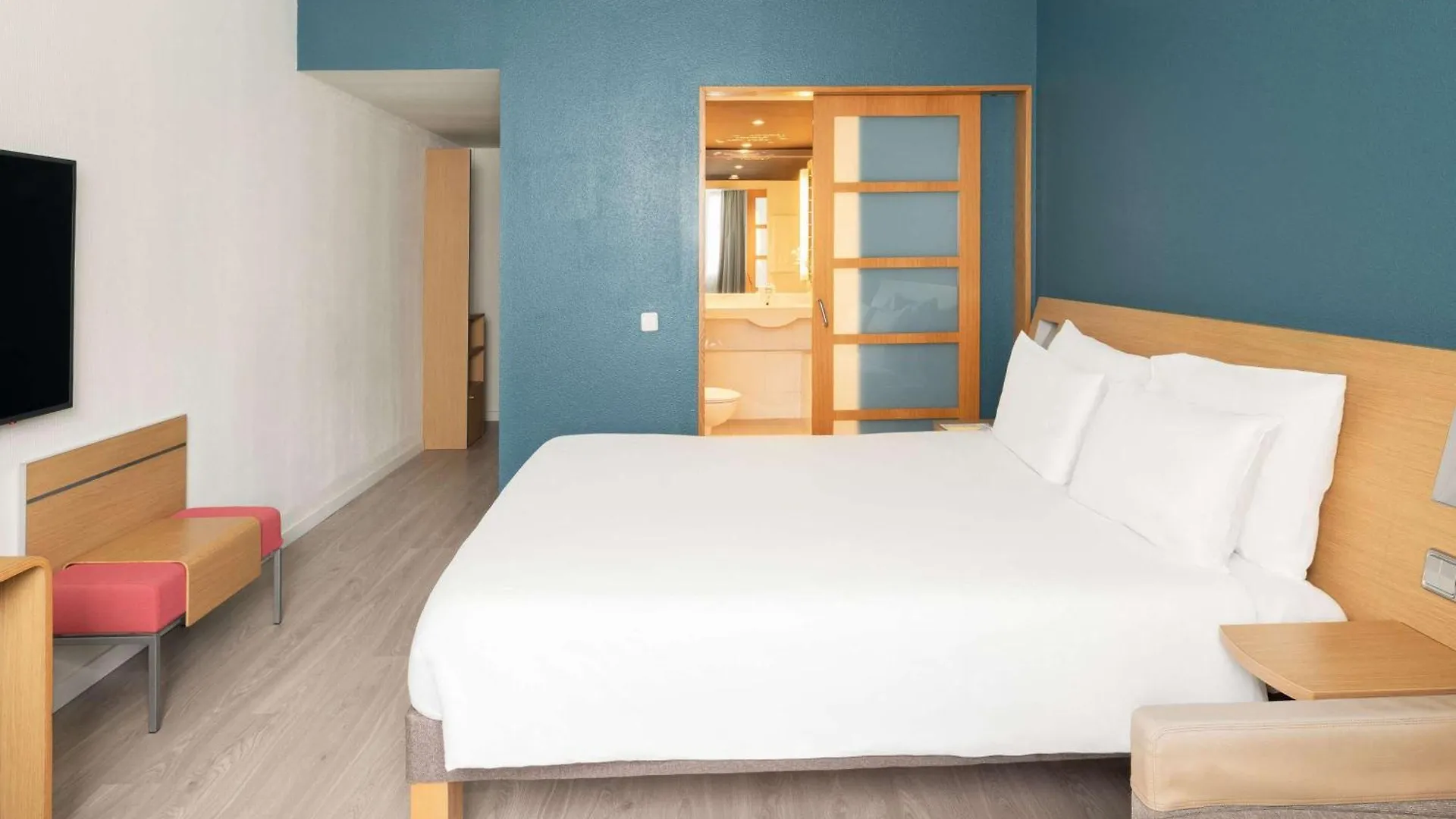 **** Otel Novotel Barcelona Cornella Cornellà de Llobregat İspanya